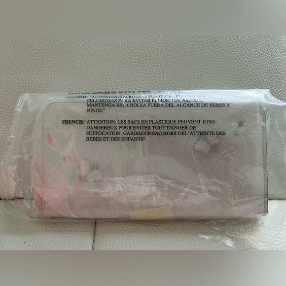 NWT *SOLD-OUT* KATE SPADE BUMBLE BEE WALLET - Picture 5 of 6